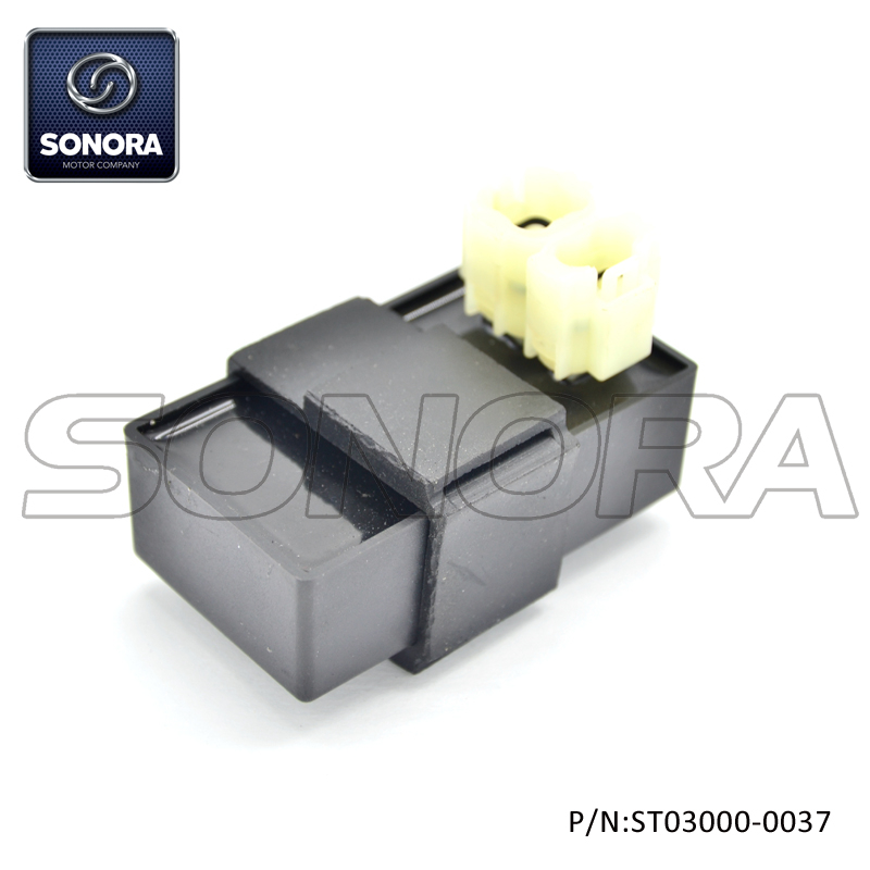 GY6-50 139QMAB 12 llanta 35kmh dos enchufes CDI (P / N: ST03000-0037) Calidad superior