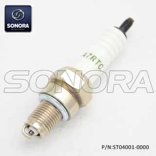 GY6-50 125 Bujía A7RTC (P / N: ST04001-0000) Calidad superior